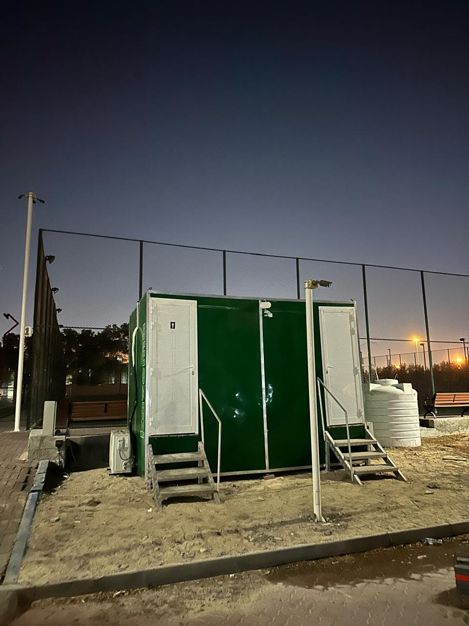 Portable Bathroom For for rent